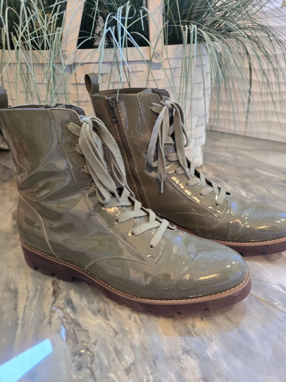 Vionic Olive Boots - Patent Finish - Size 11